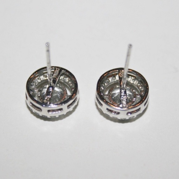 Round Crystal Halo CZ Faux Diamond Silver Earrings Affordable Luxury Earrings - Picture 4 of 11